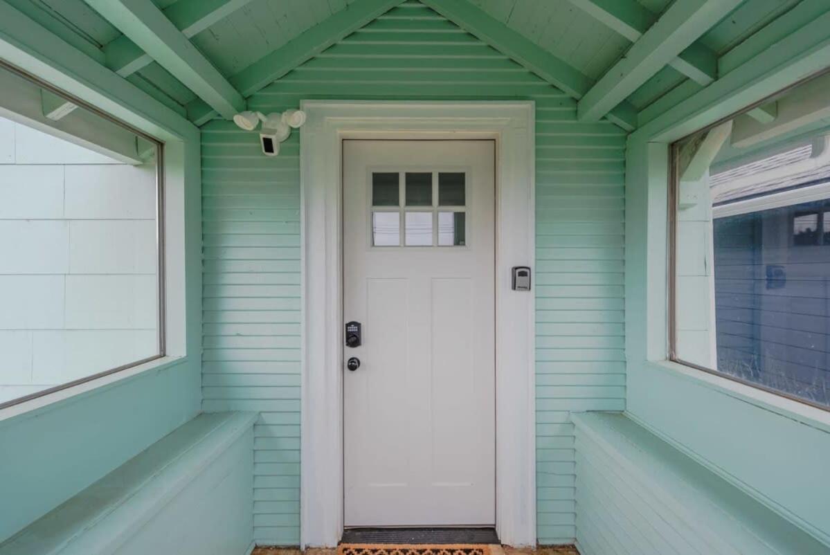 #Stayinmydistrict Coos Bay Cypress Cottage Bagian luar foto
